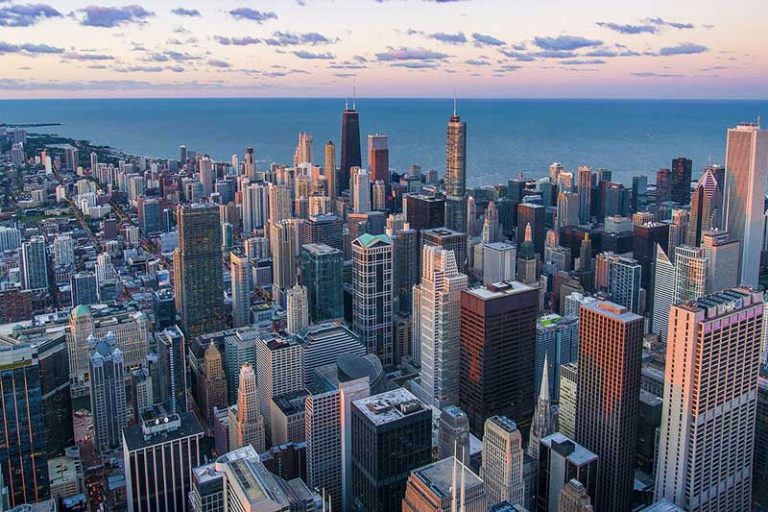 What is Chicago Known For? (18 Things)
